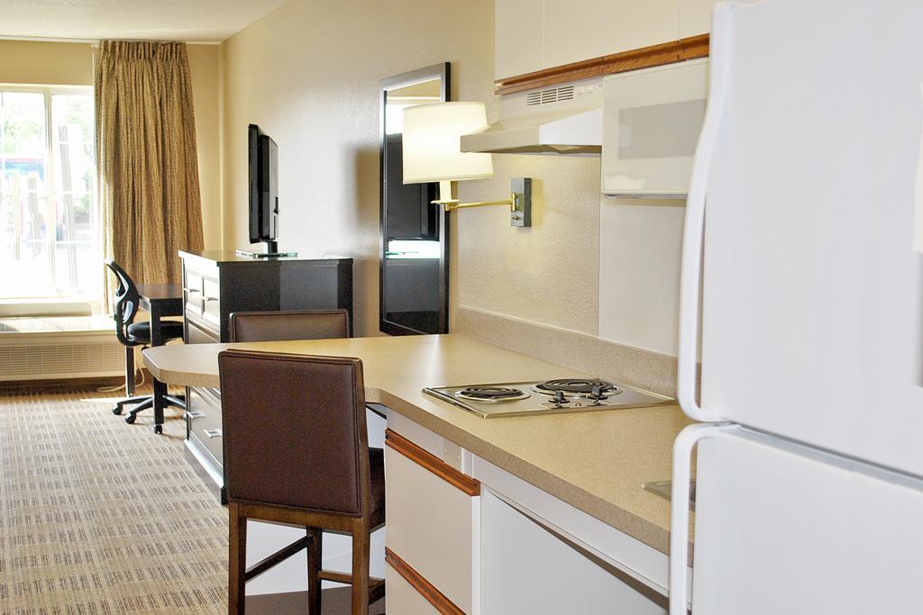 Auburn Hills Extended Stay Inn Buitenkant foto