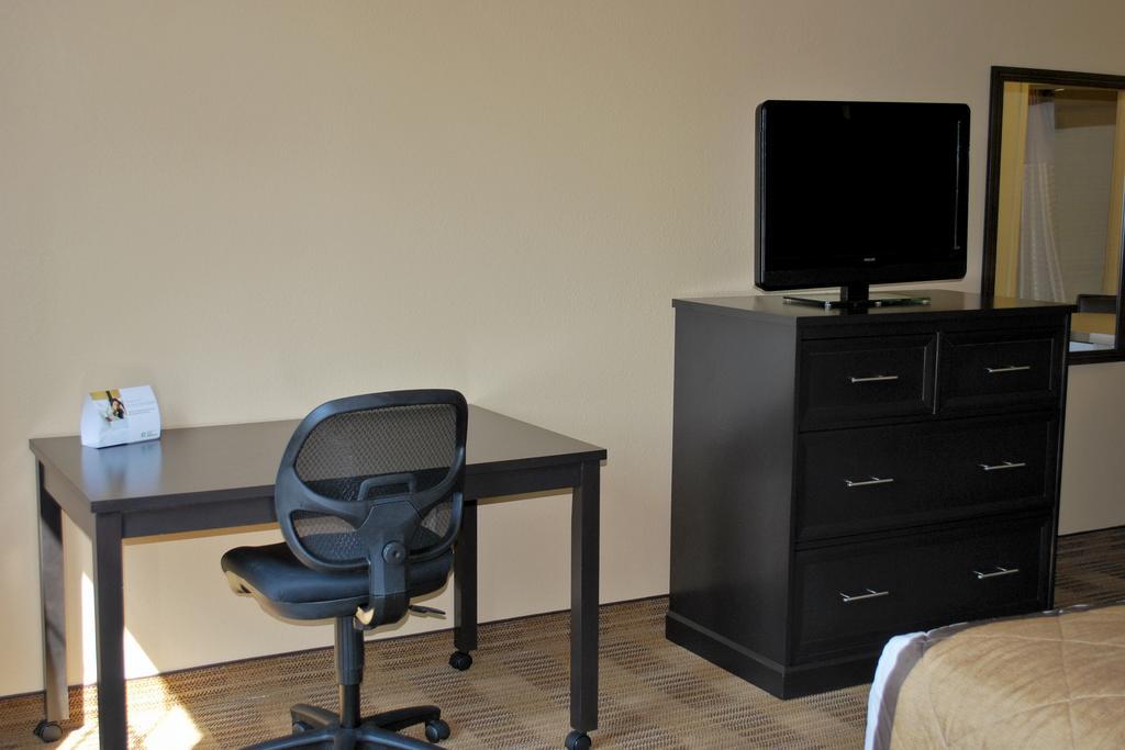 Auburn Hills Extended Stay Inn Buitenkant foto